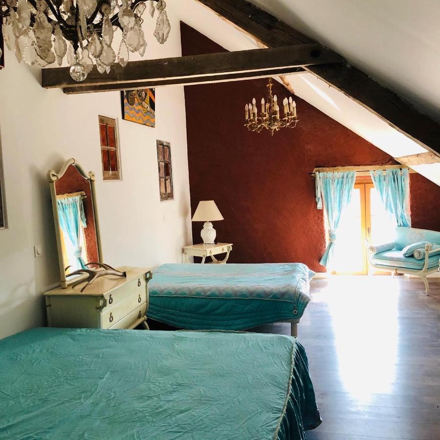 Chambre Du Parc Elevage Girbal La Chapelotte Luaran gambar